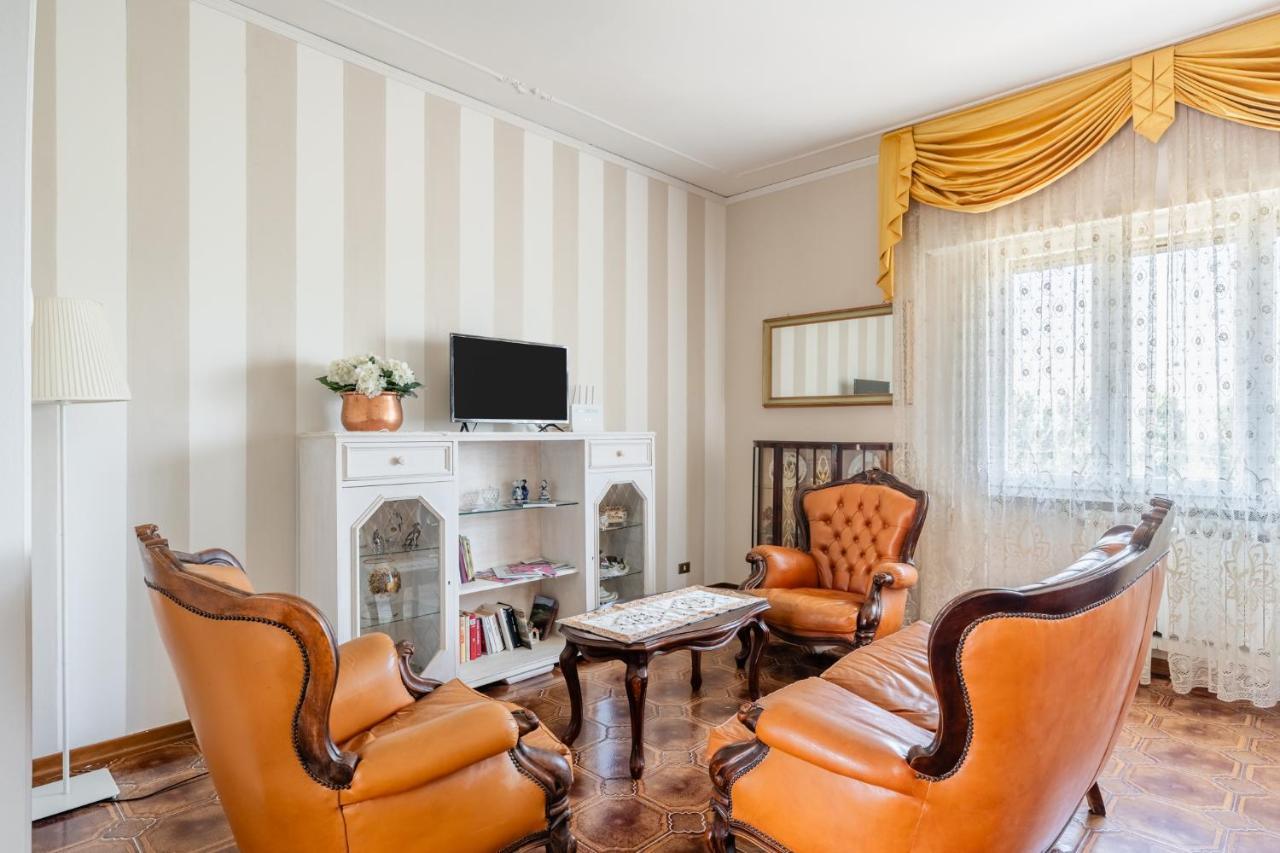 Вилла Residenza Martinelli Пистойя Экстерьер фото